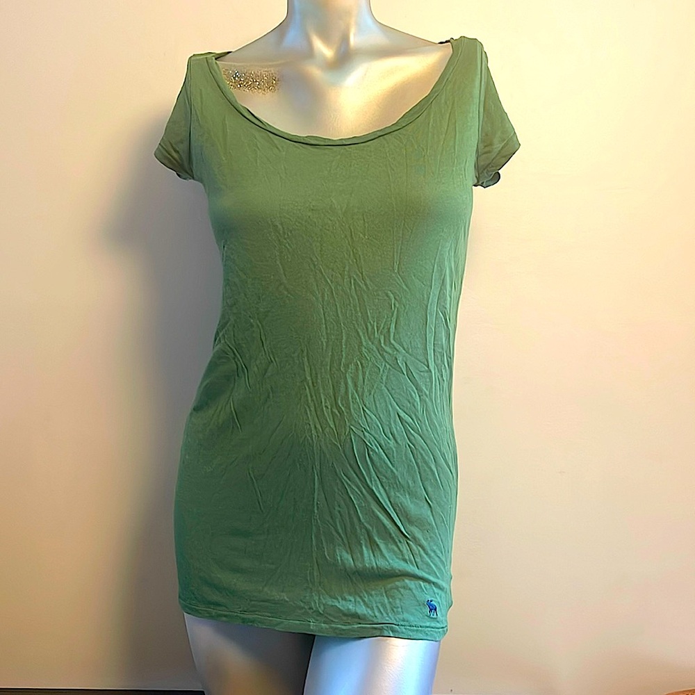 Abercrombie and Fitch lightweight green tshirt size L